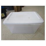 Tote w/Lid