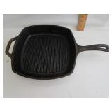 Lodge Cast Iron Griddle Skillet