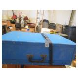 Vtg Suitcase With Straps