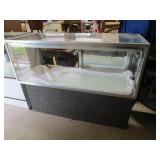 Display Case 4Ft Wx20"Dx38"T