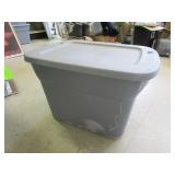 18 Gal Tote w/Lid