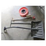 Snow Shovel/Paint Spayer/Cord Holder Snow Shovel/Paint Spayer/Cord Holder