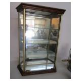 Display Case 23.5'x30'T Display Case 23.5'x30'T