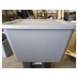 18 Gal Tote 18 Gal Tote