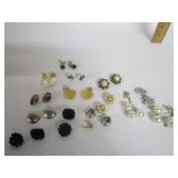 Costume Jewlery Earrings Costume Jewlery Earrings