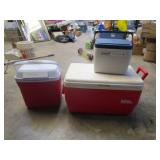 3 Coolers: Igloo & Coleman 3 Coolers: Igloo & Coleman