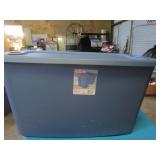 30 Gal Tote w/Lid 30 Gal Tote w/Lid