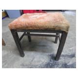 Vintage Sitting Stool Vintage Sitting Stool