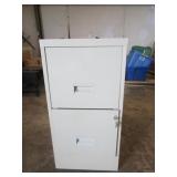 File Cabinet W/Key