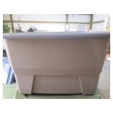 Tote w/Lid Tote w/Lid