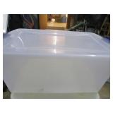 Tote W/Lid