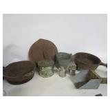 Vtg Cast Iron Pot,Lunch Pail,Grain Scoop