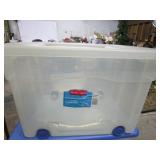 18 Gal Tote W/Wheels
