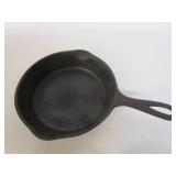 #5 Cast Iron Skillet 8'