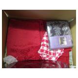 Table Clothes,Plastic Holiday Plates