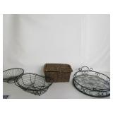 Wire Baskets,Serving Tray W/Glass Bottom