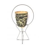 Metal Plant Stand W/Plastic Planters Metal Plant Stand W/Plastic Planters