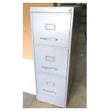 3 Drawer File Cabinet w/Key