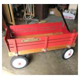Radio Flyer Town & Country Wagon