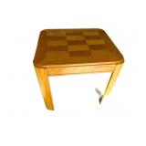 End Table 25"x22"x23"T