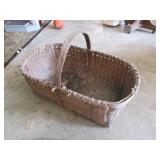 Very Large Antique Wicker Basket 30'Lx17.5'W