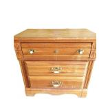 Stanley Furn Co. Night Stand 18'Wx30'Dx31.5'T