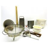 Vintage Kitchen,Sifter,Utensils,Shredders