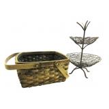 Basket W/Metal Centerpiece Server
