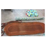 Rag Rug W/Roll Material,Quilt