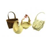 Vintage Wicker Baskets Vintage Wicker Baskets