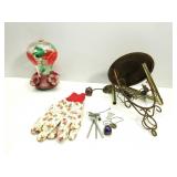 Wind Chime W/Humming Bird Feeder,Gloves Wind Chime W/Humming Bird Feeder,Gloves