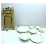 Harmony House Monticello W/Plate Rack Harmony House Monticello W/Plate Rack