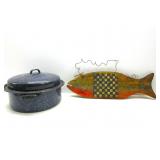 Speckled Pot W/Hanging Wood Fish