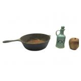 Cast Iron Pot 10" W/Decantor
