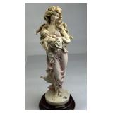 Guiseppe Armani 'Loving Arms' Figurine