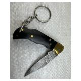 Damascus Steel Folding Blade Knife