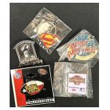 (5) Sports & Souvenir Pins, Superman Keychain