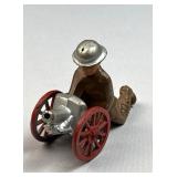 M-103 Metal Toy Soldier with Wheeled Gun
