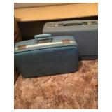 THREE VINTAGE SUITCASES