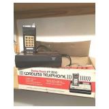 RADIO SHACK ET 300 CORDLESS PHONE WITH