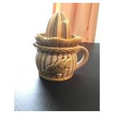 BROWN JUICE SQUEEZER JUICER