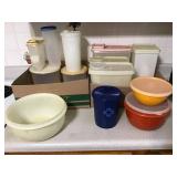 VINTAGE TUPPERWARE CANISTERS & BOWLS