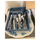 KITCHEN UTENSILS, SILVERWARE, PLACE MATS