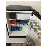 HOUER MINI FRIDGE (WORKS) CONTENTS NOT INCLUDED