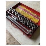 21 PIECE - 18" RATCHET, SOCKETS 7/8 TO 2", AND