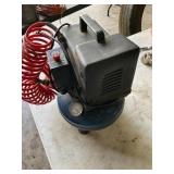 AIR COMPRESSOR (RUNS)