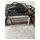 SCHUMACHER 6/2 AMP DUAL RATE BATTERY CHARGER