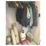 LAUNDRY CORNER - CARPET CLEANER, TOILET SEAT,