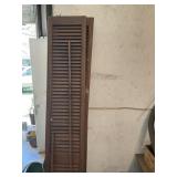 FOUR LOUVRE DOORS, BARREL LID WITH CLAMP, AIR TANK