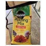 POTTING SOIL, 2 PECAN PICK UPS